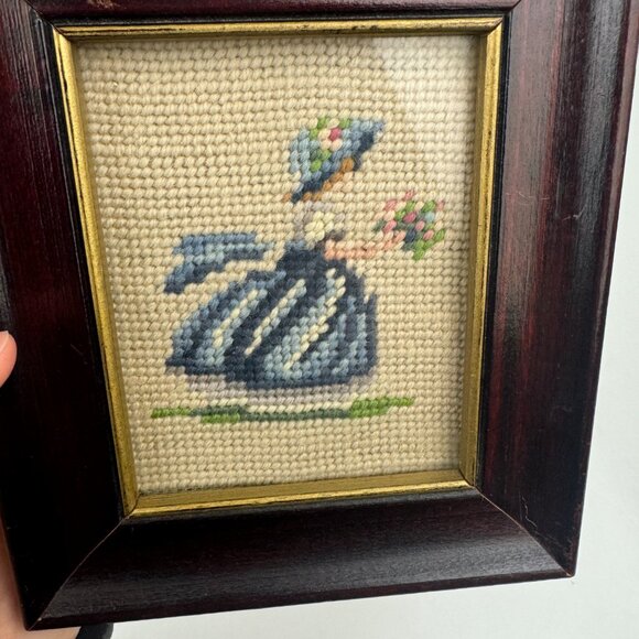 Vtg 1950s Needlepoint Art Girl in Blue Dress w Flowers w Gold Framed 7 in x 6 in - Picture 10 of 11